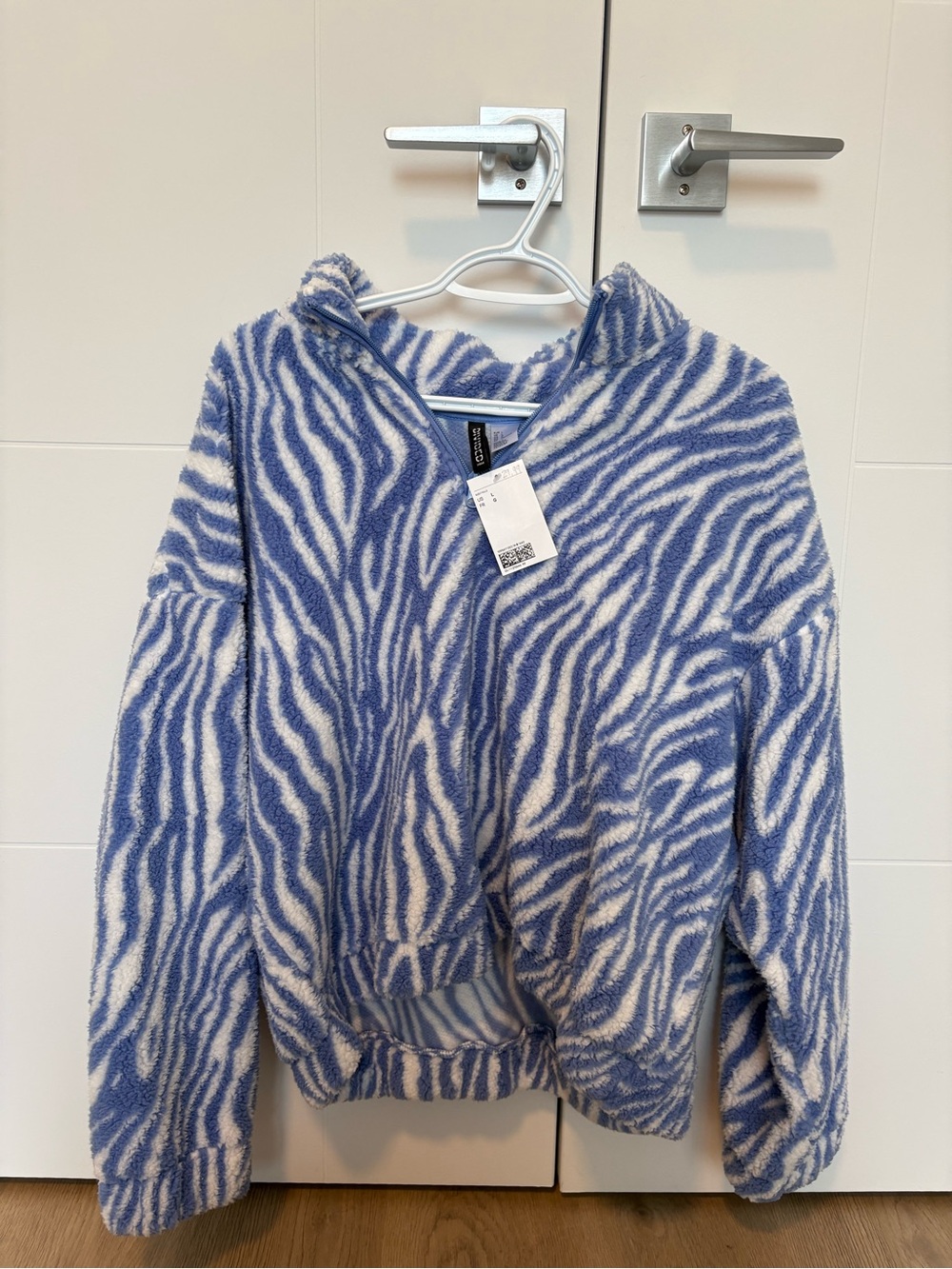 H&M Blue and White Zebra-Print Cowl Sweater